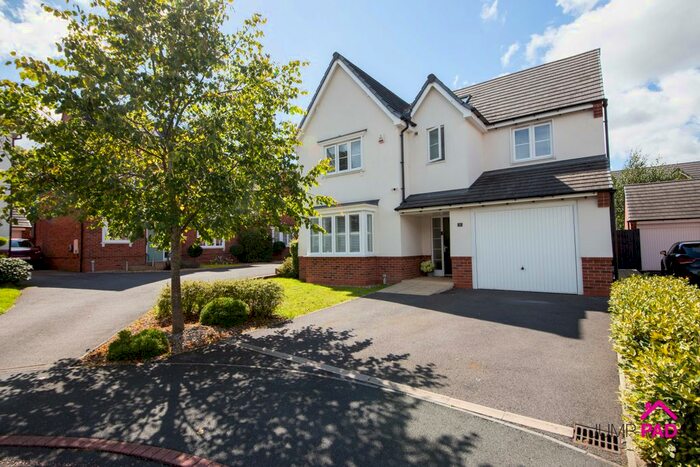 6 Bedroom Detached House For Sale In Hermitage Close, Winwick, Warrington, WA2