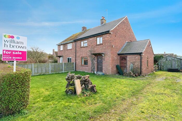 3 Bedroom Semi Detached House For Sale In Groveside, East Rudham, King's Lynn, PE31