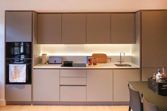 2 Bedroom Apartment To Rent In Thomas Street, Sheffield, S3