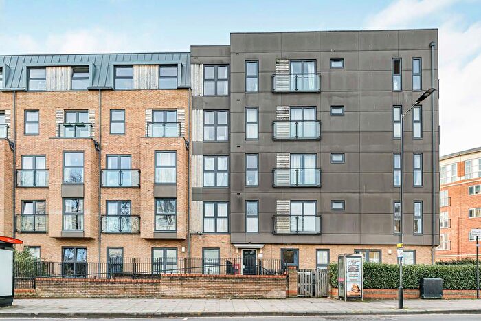 1 Bedroom Flat To Rent In Jacob House, Amhurst Road, London, E8