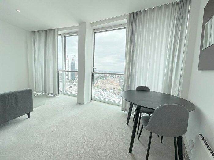 Studio To Rent In New Street, Birmingham, B2