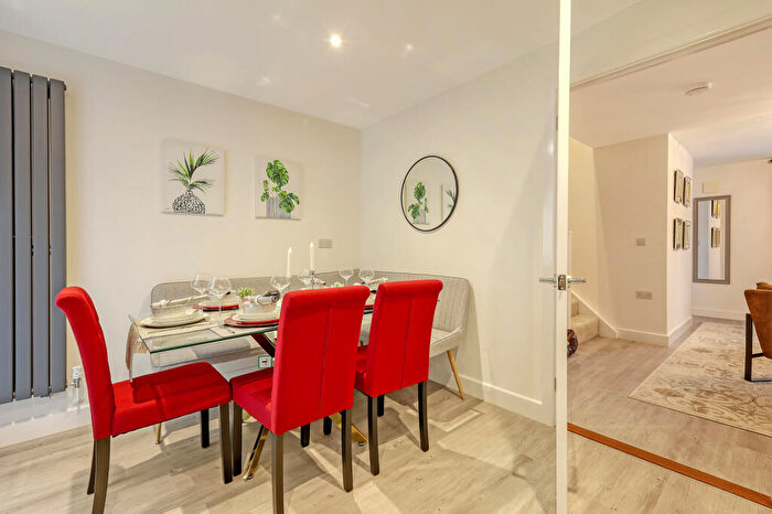 3 Bedroom Terraced House For Sale In Apsley Mews, Victoria Road, RM1