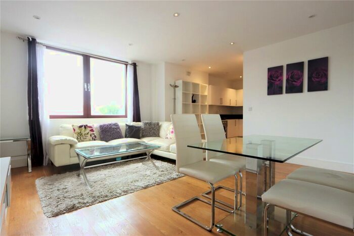 1 Bedroom Apartment To Rent In Victoria Road, Farnborough, Hampshire, GU14