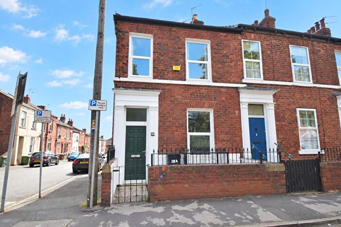2 Bedroom Maisonette To Rent In College Grove Road, Wakefield, WF1