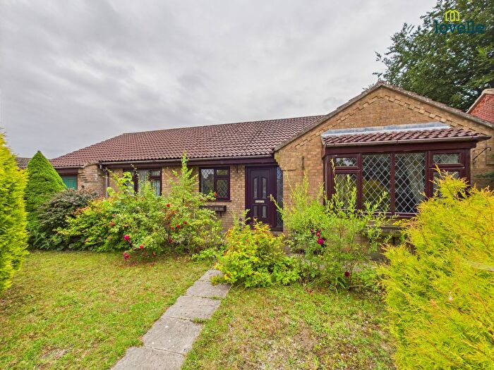 3 Bedroom Detached Bungalow For Sale In Rectory Close, Binbrook, LN8