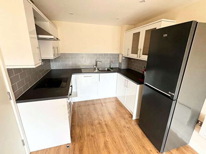 2 Bedroom Property To Rent In Market Place, Romford, RM1
