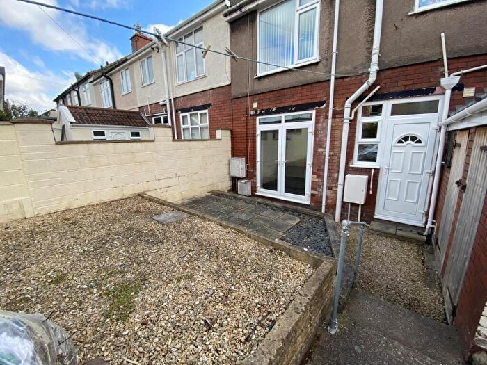 1 Bedroom Apartment To Rent In West Street, Bedminster, Bristol, BS3