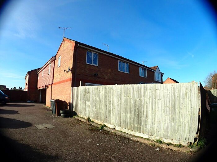 2 Bedroom Property To Rent In Garston Road, Great Oakley, Corby, NN18