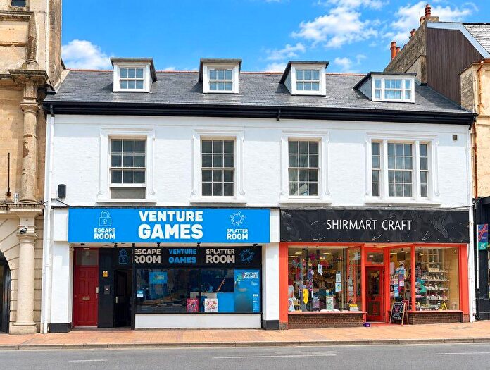 1 Bedroom Apartment For Sale In High Street, Ilfracombe, EX34