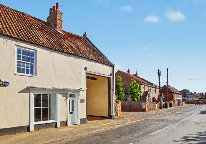 2 Bedroom End Of Terrace House For Sale In Burnham Market, Norfolk, PE31