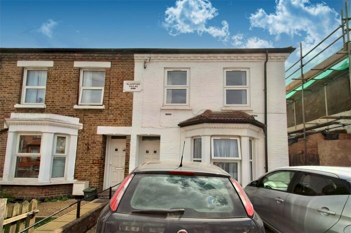 6 Bedroom Detached House To Rent In Cowley Mill Road, Uxbridge, Greater London, UB8