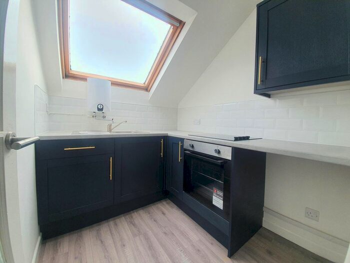 1 Bedroom Flat To Rent In Totnes Road, Paignton TQ4