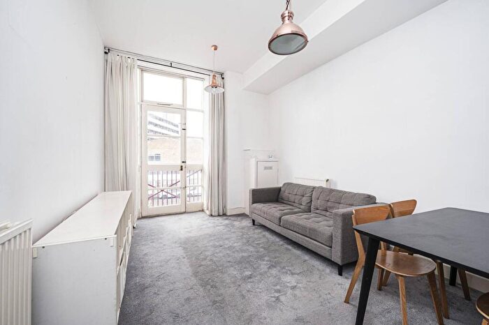 2 Bedroom Flat For Sale In London Wharf, Wharf Place, Haggerston, London, E2