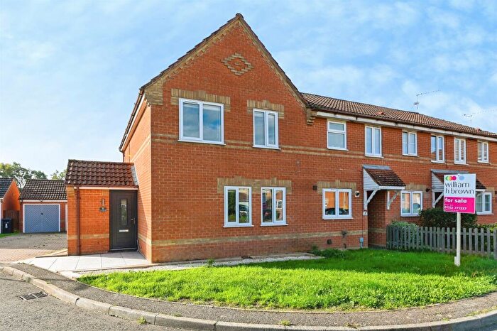 3 Bedroom End Of Terrace House For Sale In Woodbridge Way, King's Lynn, PE30