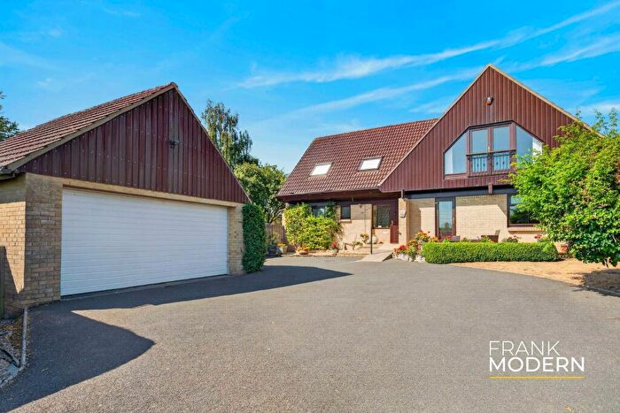 5 Bedroom Detached House For Sale In Water Lane, North Witham, NG33