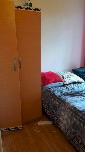 3 Bedroom Flat To Rent In Old Bethnal Green Road, Bethnal Green, E2