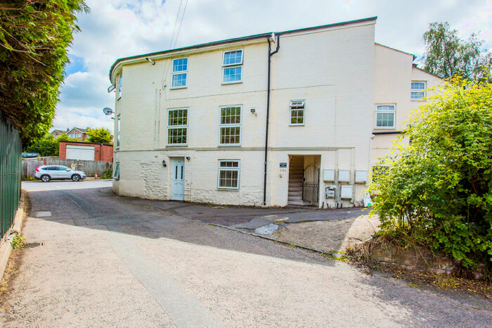 1 Bedroom Apartment To Rent In Gawcott Road, Buckingham, MK18