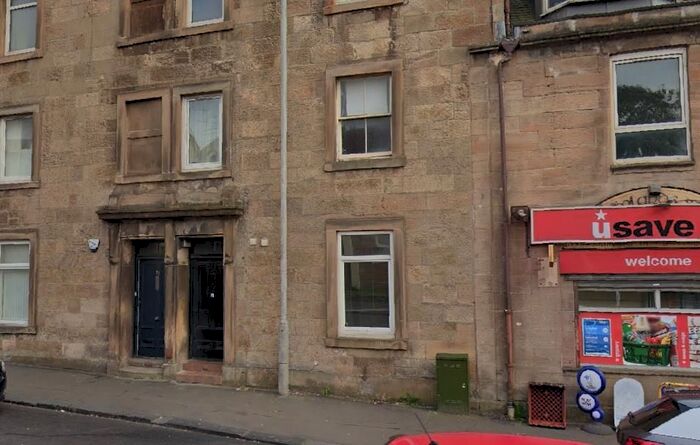 2 Bedroom Flat To Rent In Broomlands Street, Paisley, PA1