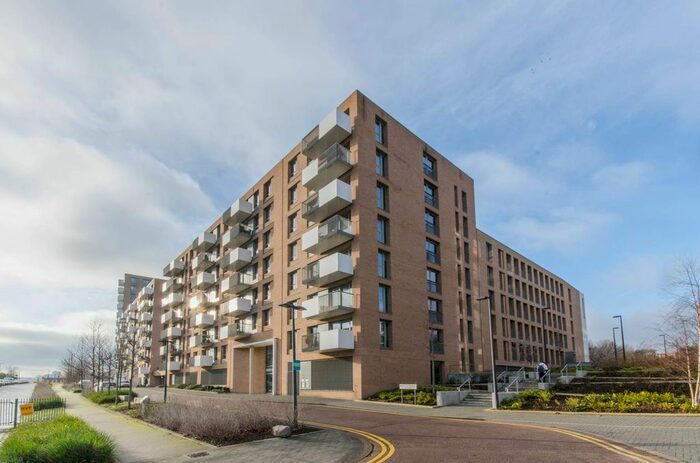 2 Bedroom Flat To Rent In Waterside Heights, Royal Docks, London E16
