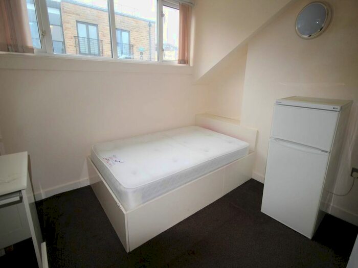 Studio To Rent In Great Horton Road, Great Horton, Bradford, BD7