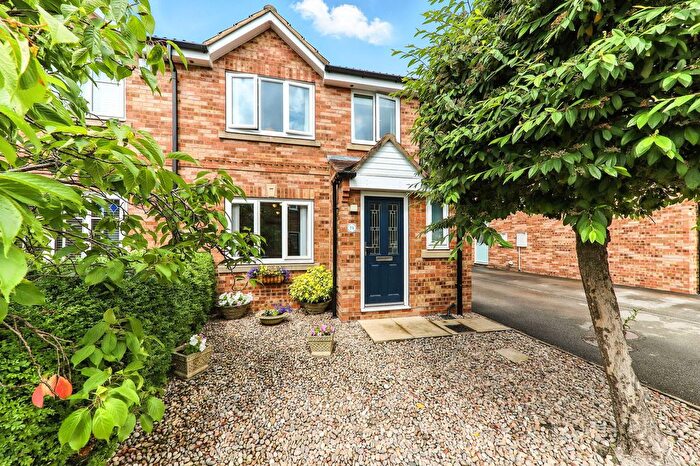3 Bedroom Semi-Detached House For Sale In Howard Drive, Ackworth, WF7