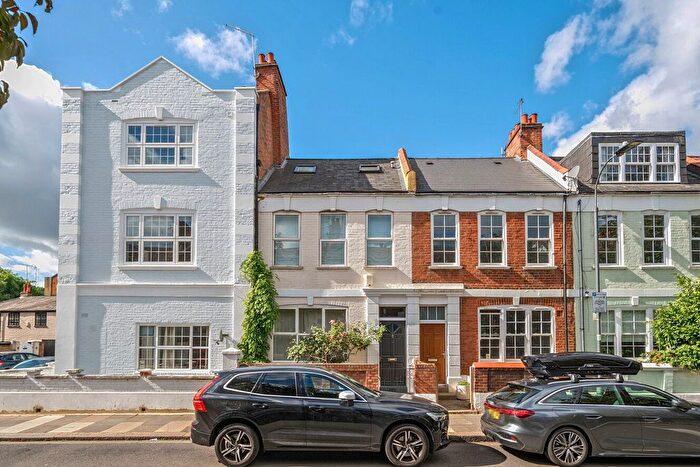 3 Bedroom Terraced House To Rent In Tamworth Street, Fulham, London, SW6