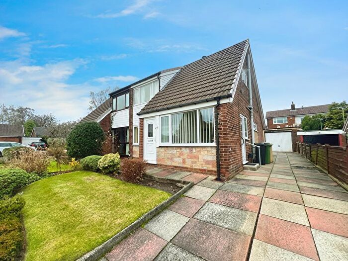 3 Bedroom Semi Detached House For Sale In Shorefield Mount, Egerton, BL7