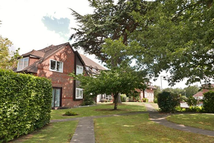 2 Bedroom Retirement Property For Sale In Bath Lane, Fareham, PO16