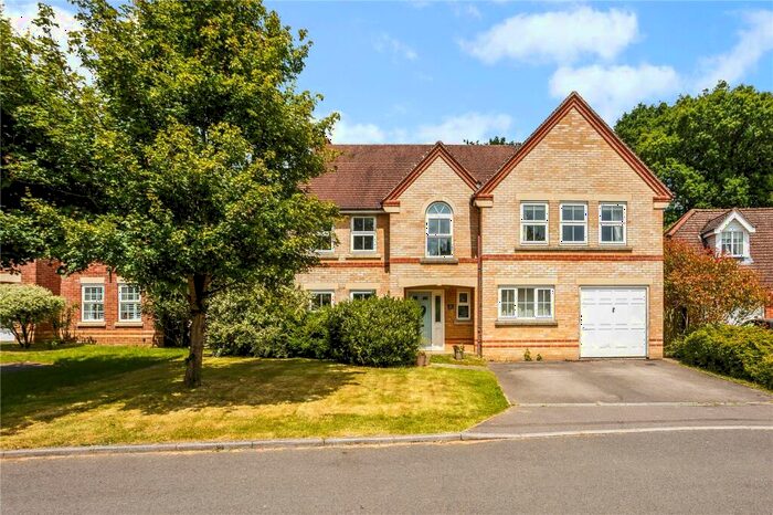 5 Bedroom Detached House For Sale In Spring Gardens, Newbury, Berkshire, RG20