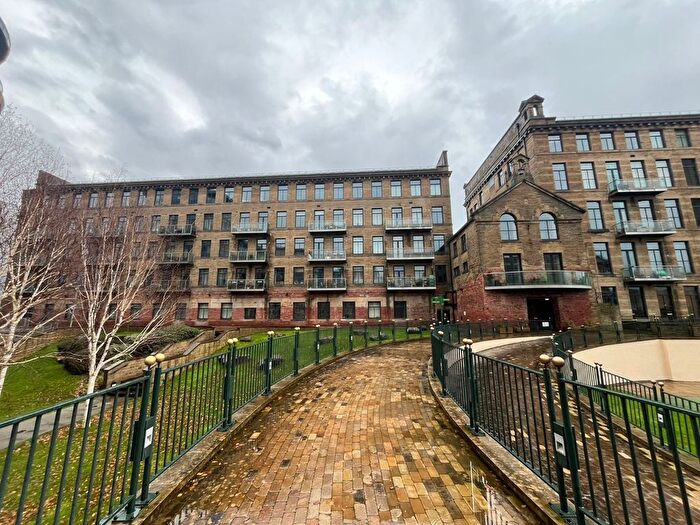 2 Bedroom Flat To Rent In New Mill, Salts Mill Road, Shipley, BD17