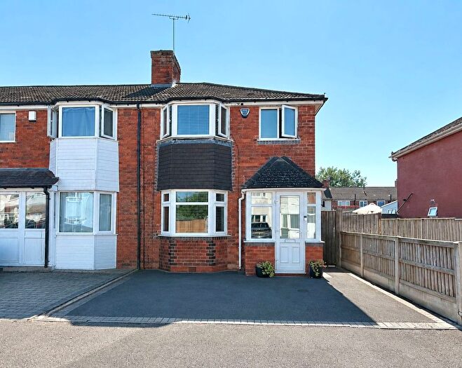 3 Bedroom End Terrace House For Sale In Arundel Road, Birmingham, B14