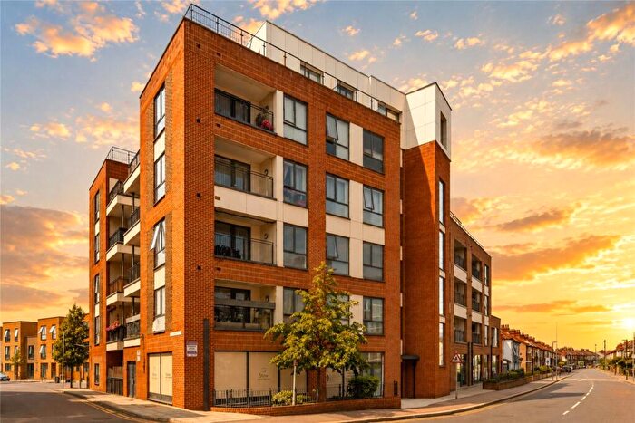 1 Bedroom Flat For Sale In Fulbourne Road, Walthamstow, London, E17