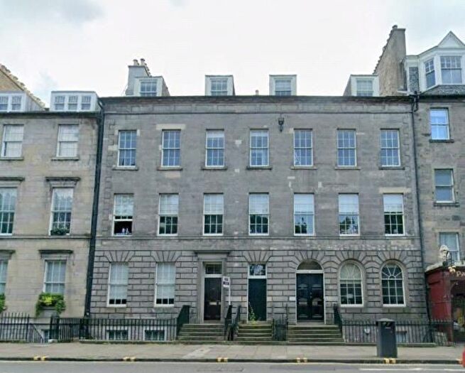 2 Bedroom Flat To Rent In Queen Street, City Centre, Edinburgh, EH2