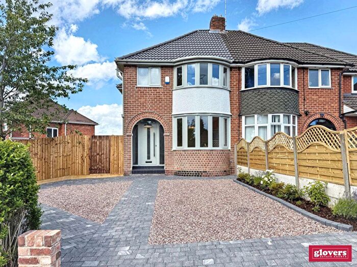 3 Bedroom Semi-Detached House For Sale In Brandwood Park Road, Kings Heath, Birmingham, B14