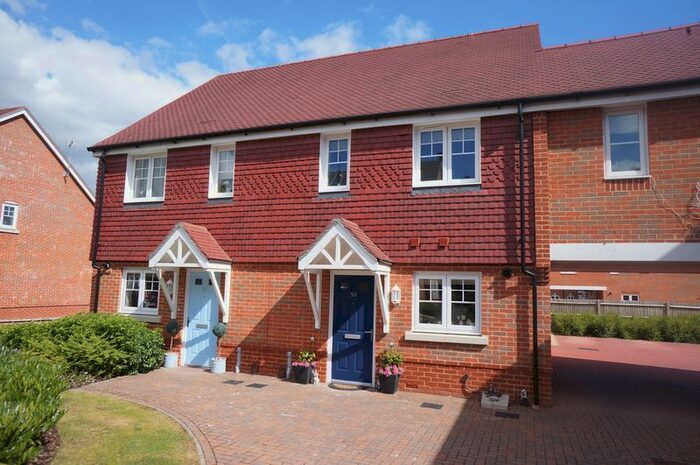 3 Bedroom End Of Terrace House To Rent In Claines Street, Holybourne, Alton, GU34