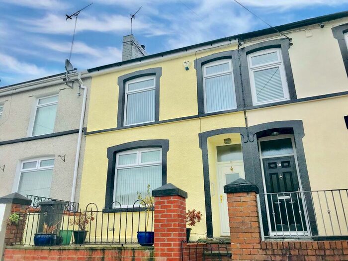 3 Bedroom Terraced House To Rent In Woodlands, Troedyrhiw, Merthyr Tydfil, CF48