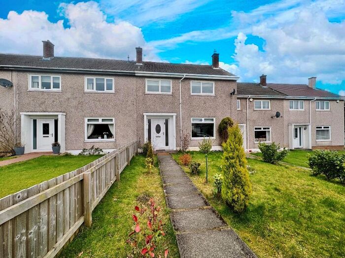 3 Bedroom Terraced House To Rent In Todhills North, The Murray, East Kilbride, G75