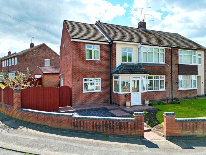 4 Bedroom Semi-Detached House For Sale In Gleneagles Road, Norton Hill Estate, Coventry - No Chain, CV2