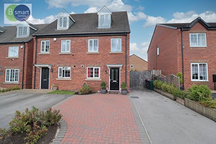 3 Bedroom Semi-detached House For Sale In Red Kite Avenue, Wath-Upon-Dearne, S63