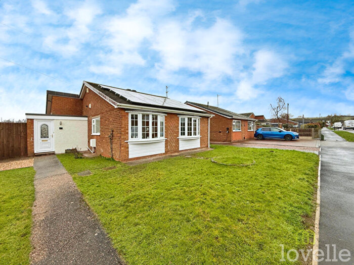 3 Bedroom Detached Bungalow For Sale In Hollywell Road, Lincoln, LN5