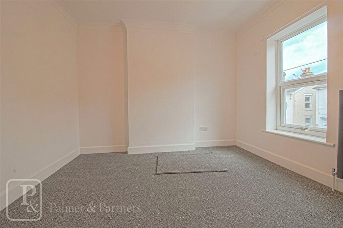 2 Bedroom End Of Terrace House To Rent In Kendall Road, Colchester, Essex, CO1