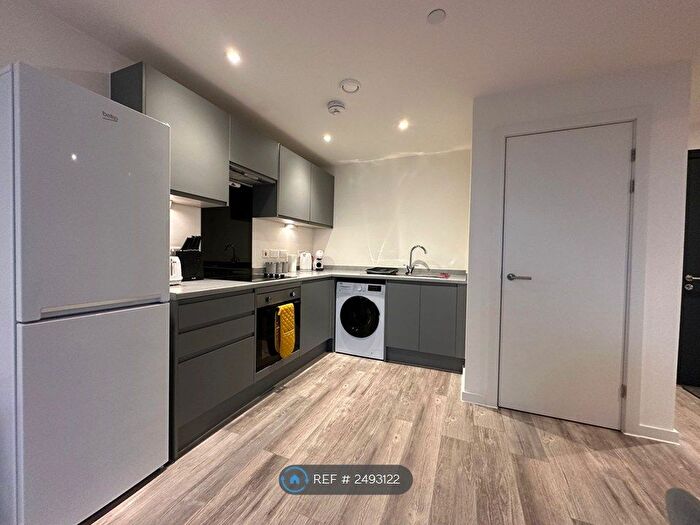 1 Bedroom Flat To Rent In Bevington Bush, Liverpool, L3