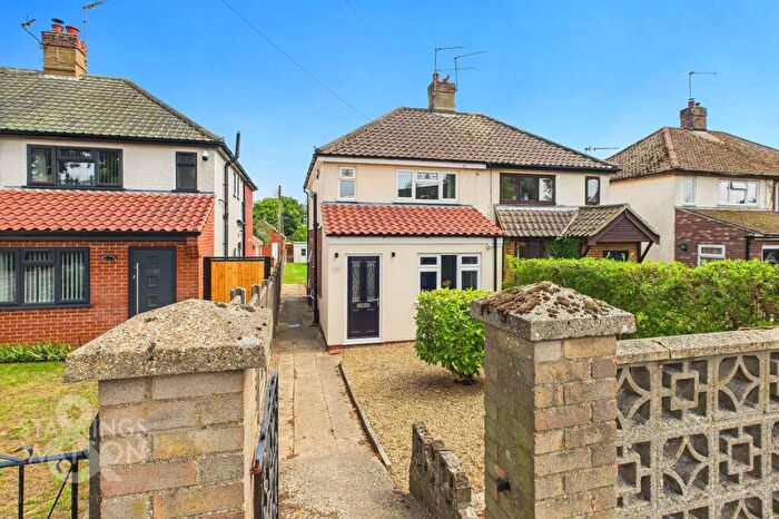 3 Bedroom Semi-Detached House For Sale In Norwich Road, Costessey, Norwich, NR5