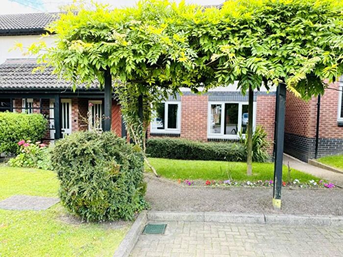 2 Bedroom Flat To Rent In Olton Mere, Warwick Road, Olton, Solihull, B92
