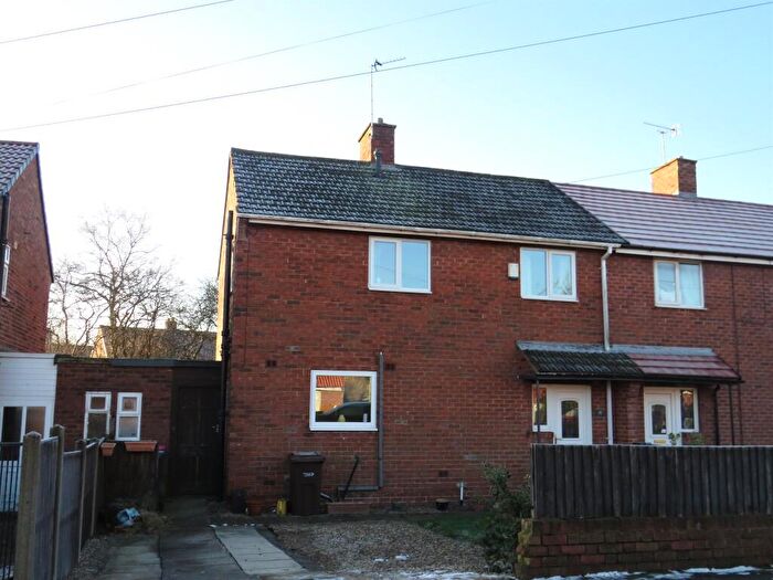 3 Bedroom Semi Detached House For Sale In Locksley Drive, Thurcroft, Rotherham, S66