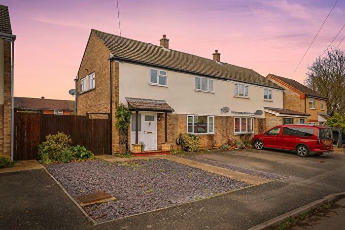 4 Bedroom Semi-Detached House For Sale In Williams Close, Brampton, Huntingdon, PE28