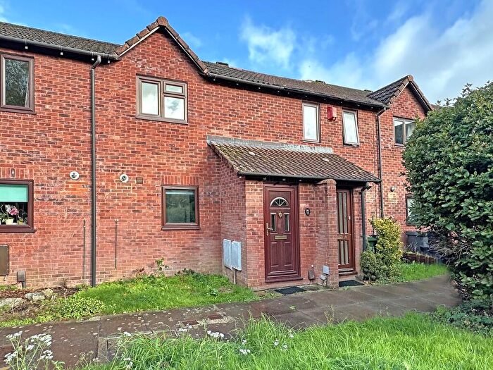 2 Bedroom Terraced House For Sale In Riverview Drive, Exeter, EX4