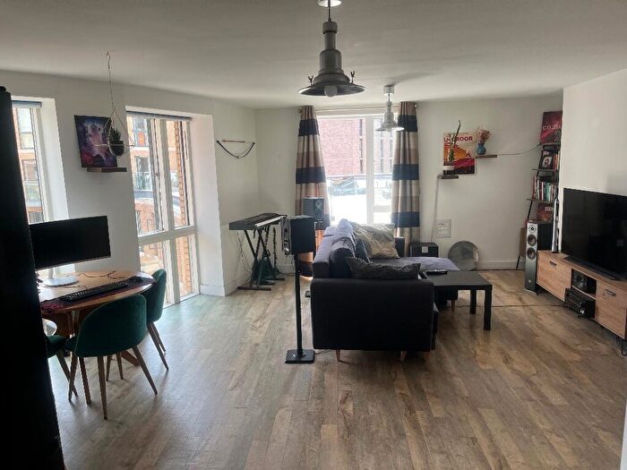 2 Bedroom Apartment To Rent In Essex Street, Birmingham, B5
