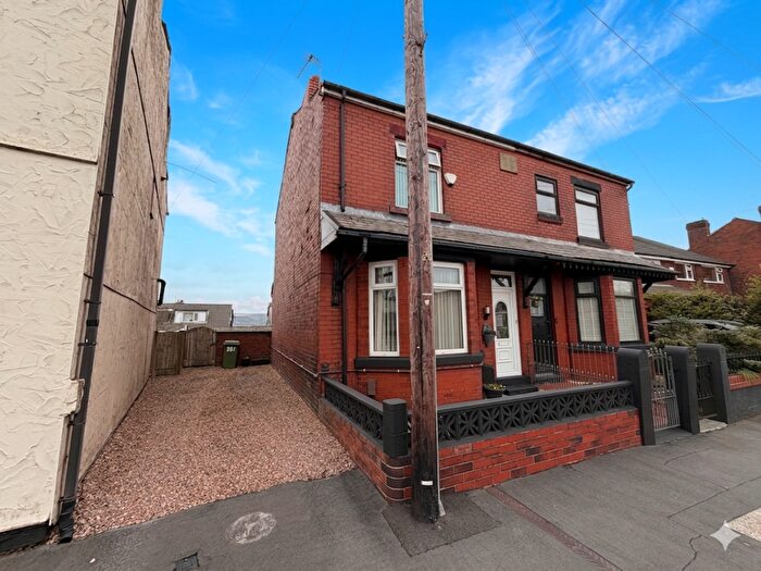 3 Bedroom Semi Detached House For Sale In Manchester Road, Blackrod, Bolton, Greater Manchester, BL6