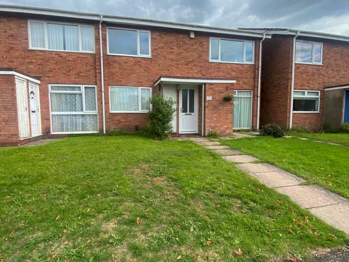 2 Bedroom Maisonette To Rent In Enfield Close, Eridngton. ., B23